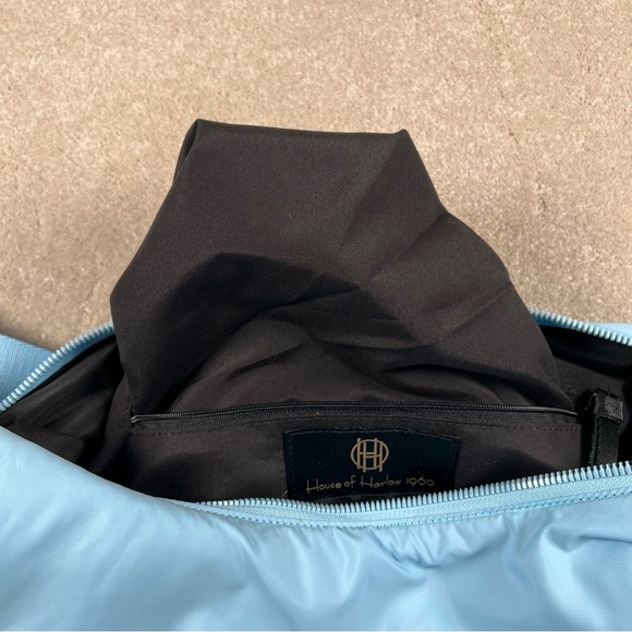 House of Harlow 1960 Crescent Moon Nylon Puffy Powder Blue Crossbody Bag - Picture 4 of 16